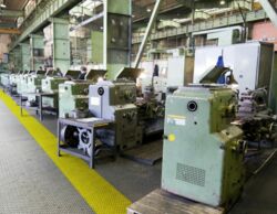 Effizienter Industrieboden mit Klicksystem von FORTELOCK
