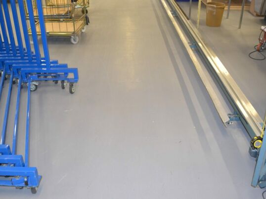 Nähwerkstatt mit Fortelock Easyclick Industry in Grau