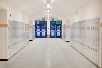 Böden für Schulen